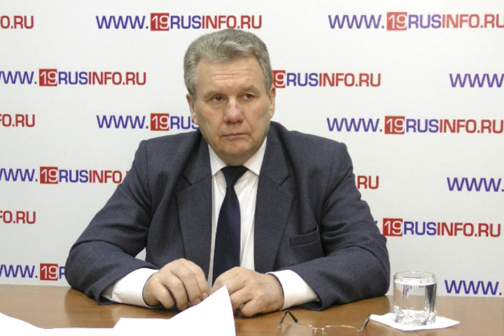 Юрий Курлаев прокомментировал информацию о якобы недостаточной помощи Хакасии участникам СВО