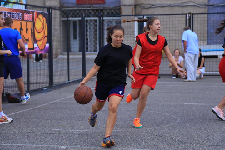 В Хакасии пройдут соревнования по уличному баскетболу «Оранжевый мяч»