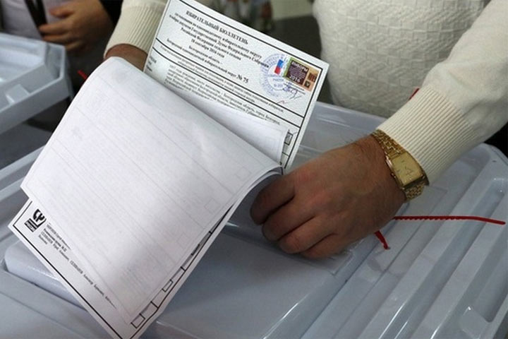 Вброс бюллетеней на выборах в Хакасии - Олег Иванов бьет тревогу