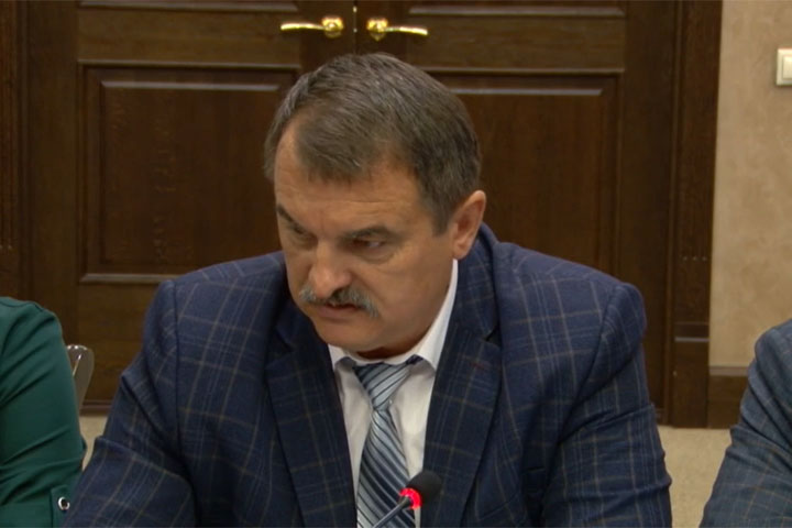 Министр Труфанов: Картошку уже начали копать, хотя в прошлом году на эту дату еще не приступали