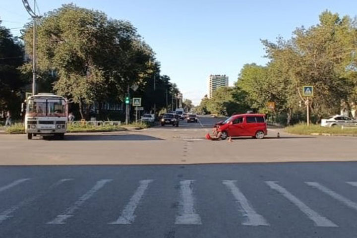 В Абакане на Ленкомсомола и Советской автоледи протаранила маршрутку, пострадал ребенок