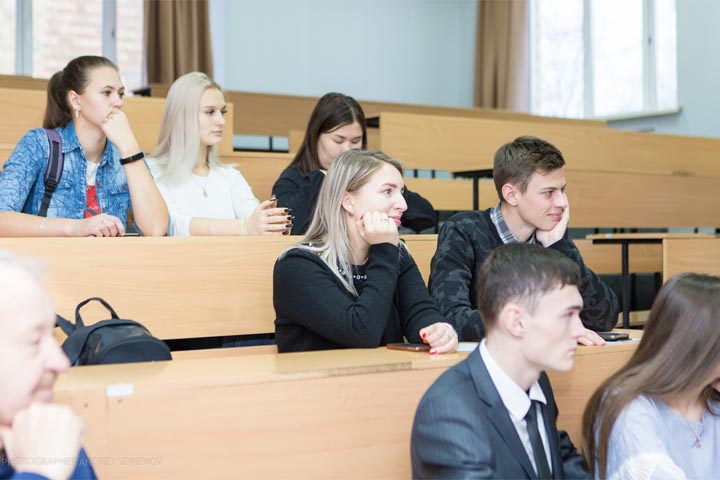 Новый образовательный курс изучают в Хакасском госуниверситете