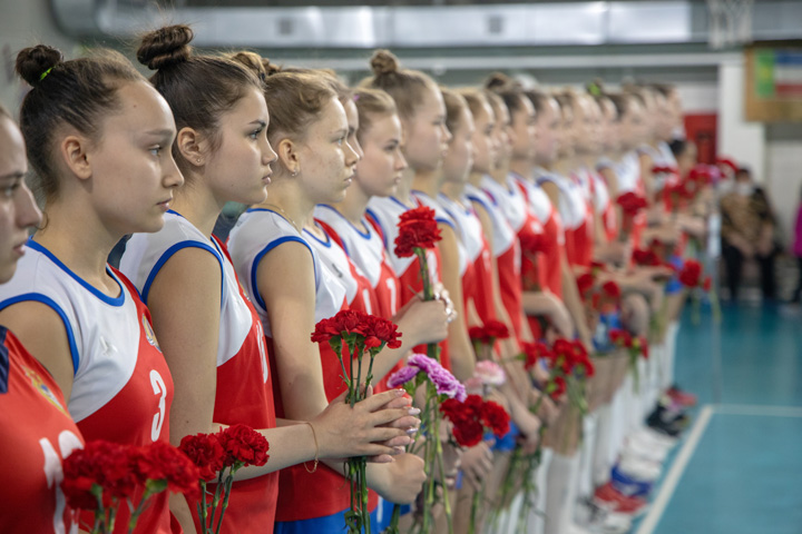 Сильнейшие волейболистки Сибири собрались на турнире памяти Виктора Зимина