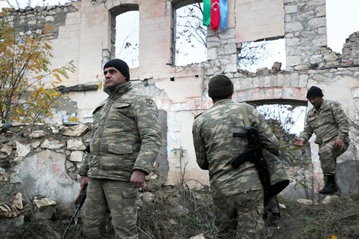 Пашинян доигрался: Азербайджан бьет по Нагорному Карабаху высокоточным оружием