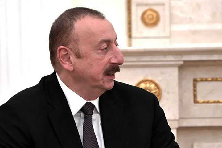 Алиев извинился перед Путиным за гибель россиян в Карабахе
