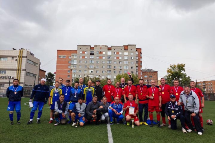 В Хакасии состоялся турнир по футболу среди ветеранов