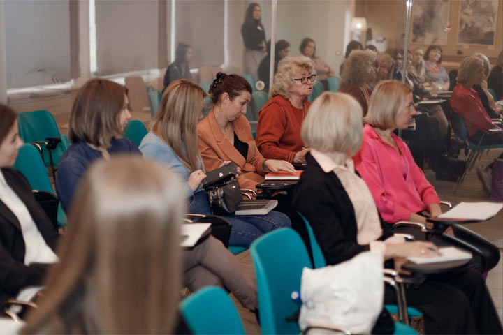 Саяногорский Центр «Атмосфера» принял семейный форум