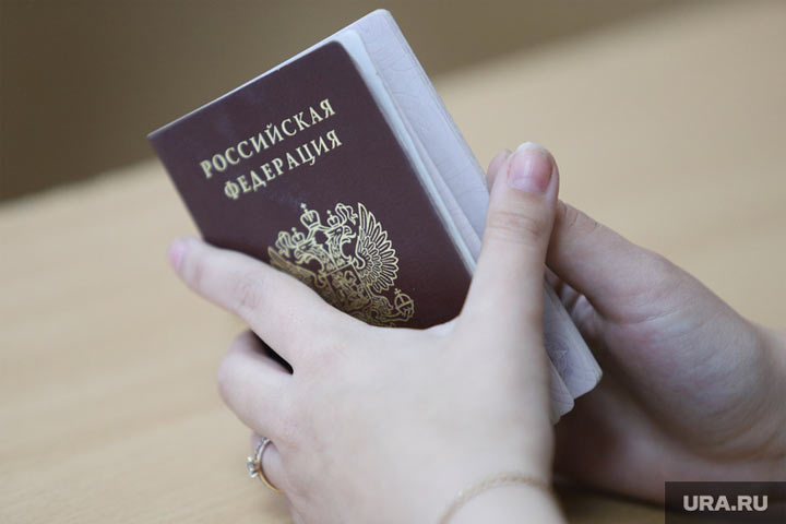 Житель Киева рассказал о травле россиян на Украине. «С российским паспортом опасно выйти из дома»