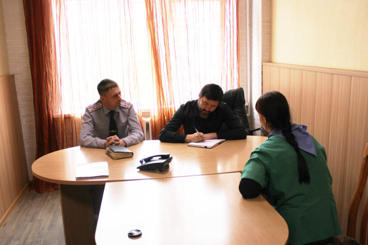 В Хакасии осужденных ИК № 29 посетил главный эксперт уполномоченного по правам ребенка