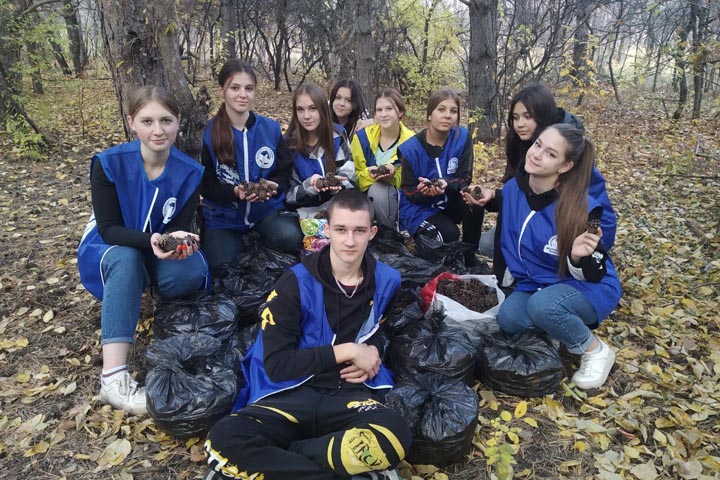 Новороссийские волонтеры Победы отправят бойцам из Хакасии тёплый привет
