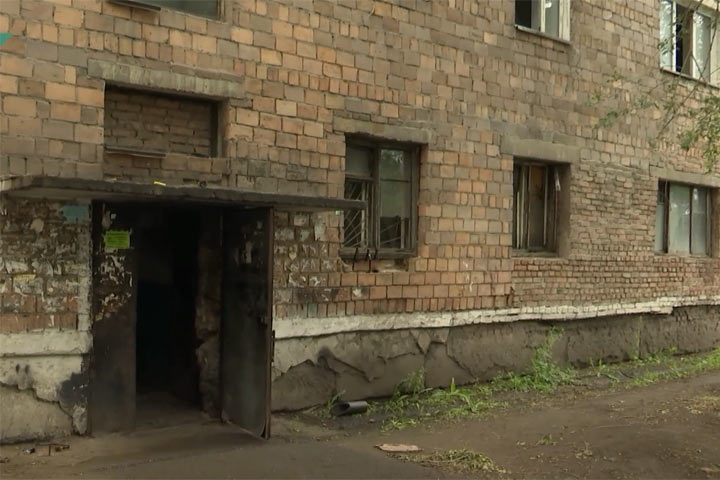 Минстрой Хакасии информирует жителей двух общежитий в Черногорске