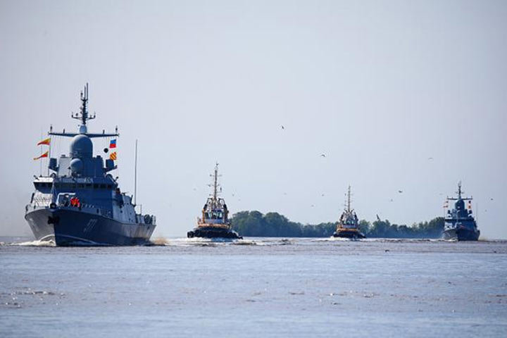 Отступающий перед НАТО Балтийский флот постепенно превращается в Ладожскую флотилию