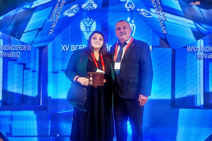 Представитель донорского движения из Хакасии получила медаль