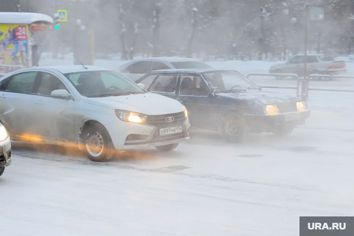 Роскачество предупредило автомобилистов о штрафах из-за снега