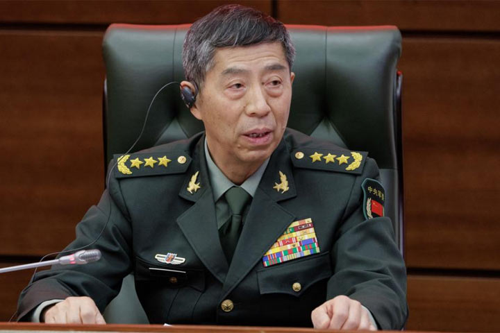 Глава Минобороны Китая Ли Шанфу освобожден от должности