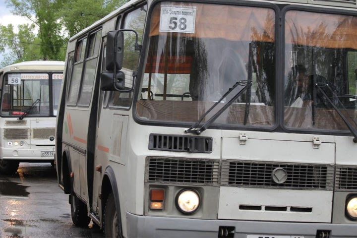 Чтобы перевозчики «не вымирали»: в Абакане подорожает проезд на общественном транспорте