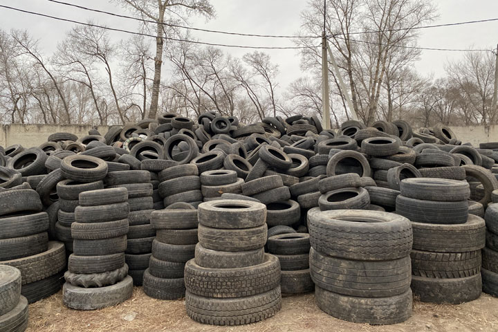 Жителей Хакасии призывают сдавать шины 