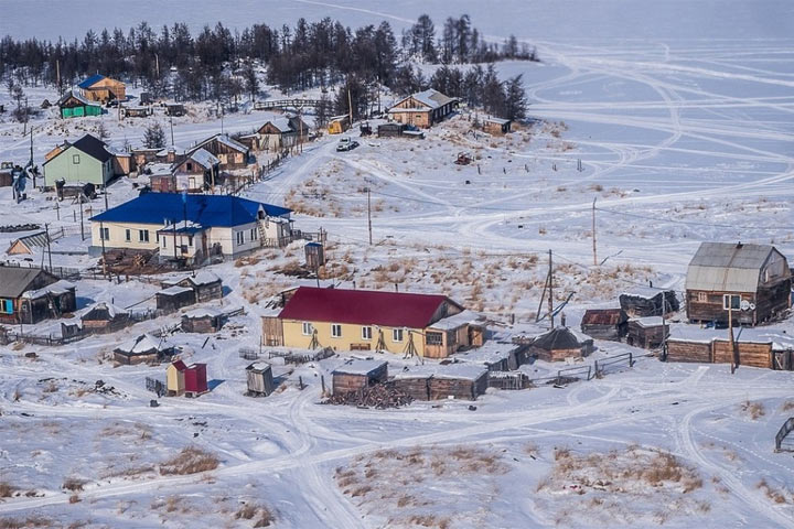 Жители северного поселка покрылись странной сыпью