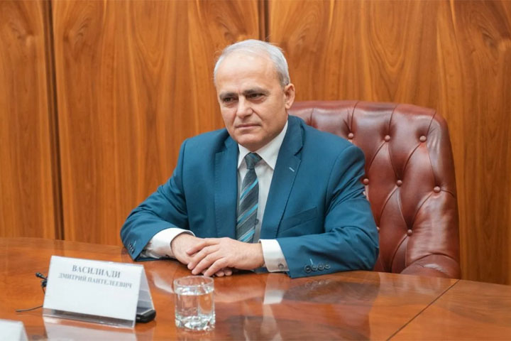 Суд решил, что новый год министр транспорта Хакасии встретит в СИЗО 