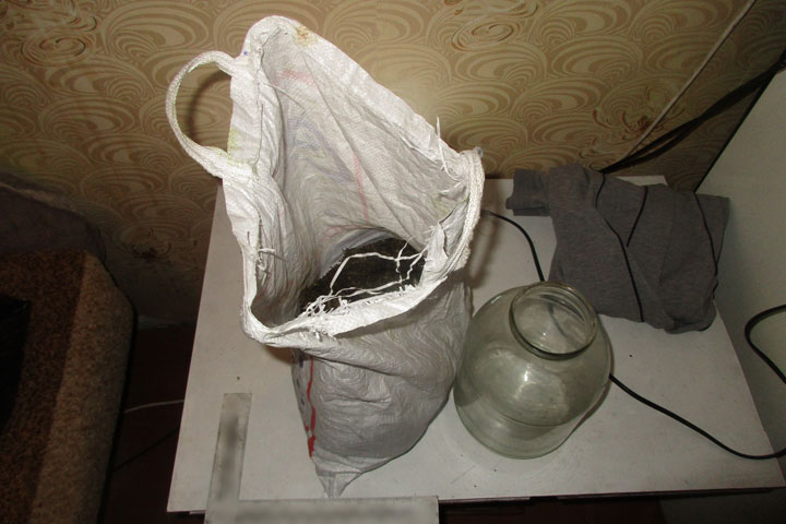 В Саяногорске домашний тиран оказался наркоманом