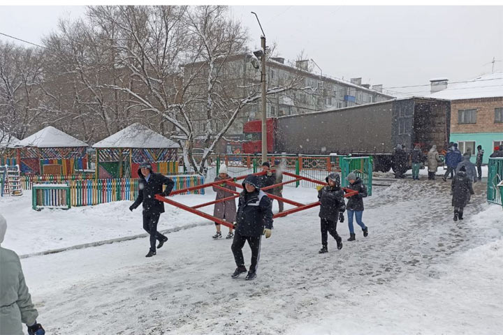 Безопасные прогулочные веранды появятся у дошколят Алтайского района