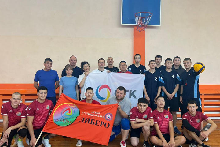 Энергетики Хакасии встретились со студентами и школьниками Абакана на спортивных и интеллектуальных площадках
