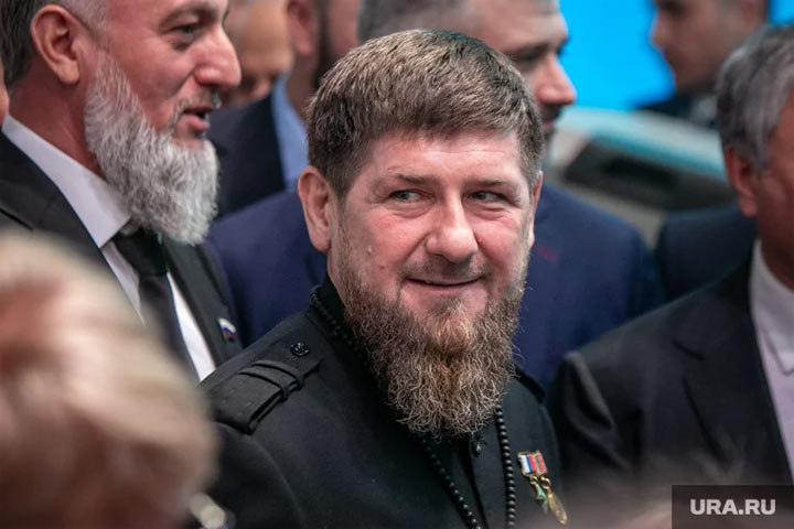 Сыну Кадырова вручили орден за укрепление исламских ценностей