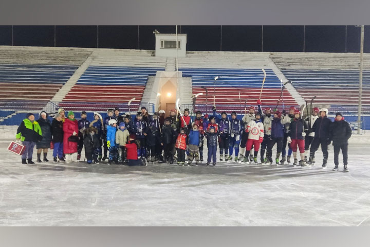 В Черногорске дан старт хоккейному сезону