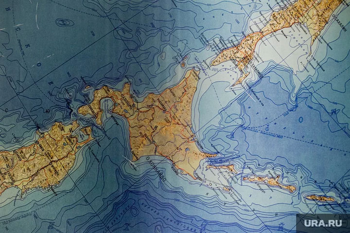Япония хочет отобрать Курильские острова у России