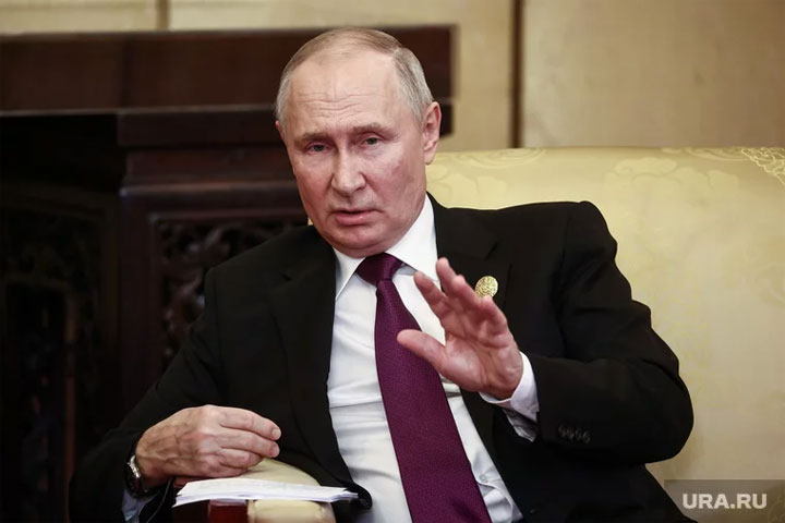 Путин встретился с «клубом олигархов» в закрытом формате