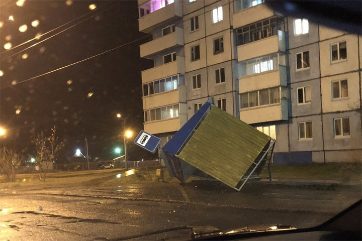 В Красноярском крае устраняют последствия урагана