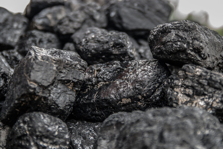 В Хакасии продавцов угля – нарушителей привлекут к ответственности 