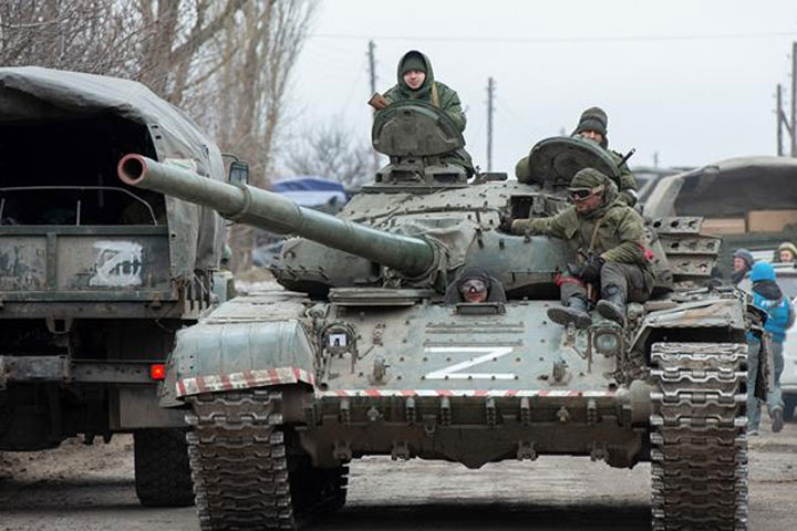 Мариуполь: Милиция ДНР, спецназ и кадыровцы позволят «Азову»* утопиться в Азовском море