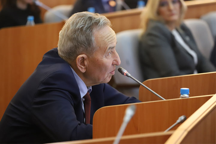 Владимир Штыгашев поднял непраздный вопрос на сессии Верховного Совета