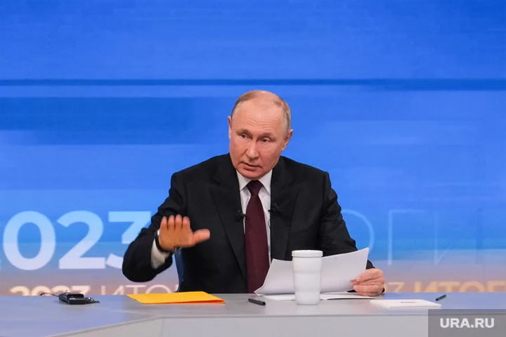 Как на Западе отреагировали на прямую линию Путина
