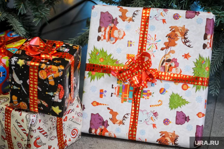 Какие подарки опасно дарить детям на Новый год