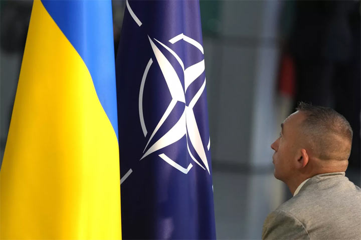 В Европарламенте признали безумными слова генсека НАТО об Украине