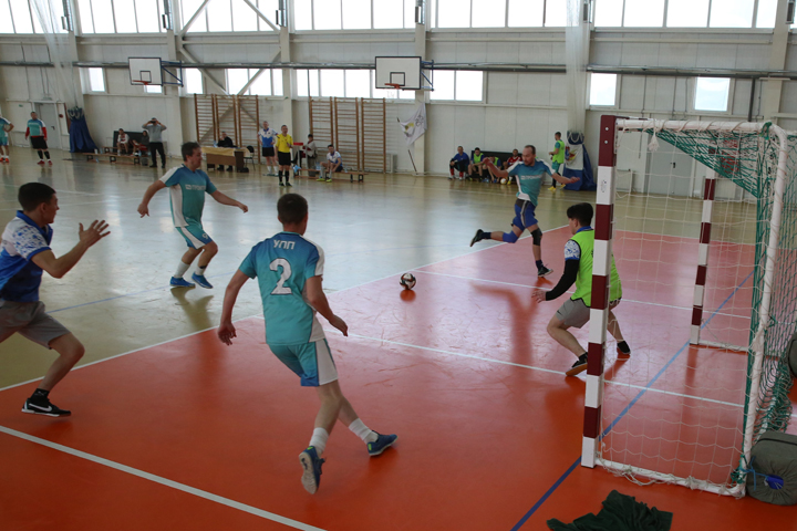 Команда разреза «Изыхский» выиграла региональный турнир СУЭК по мини-футболу