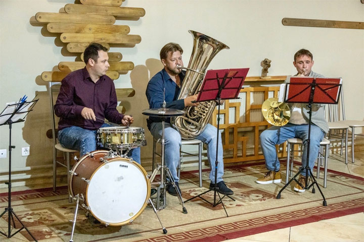 Праздничный концерт группы «Brass Band» пройдет в Хакасии