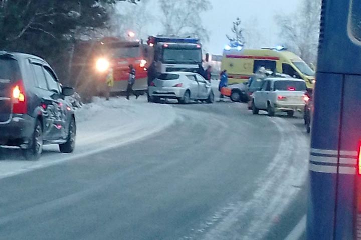 Серьезная авария возле Саяногорска 