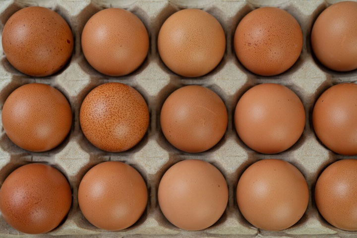 По поручению ФАС России в Хакасии обсудили цены на куриное яйцо