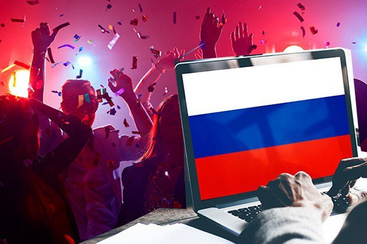 На голой вечеринке был агент Кремля? Кто на самом деле слил русскую попсу