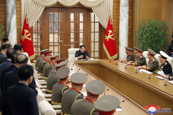 Ким Чен Ын приказал уничтожить США и Южную Корею в случае конфликта