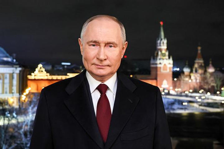 Путин — о семье и Отечестве, Зеленский — будем воевать до победного