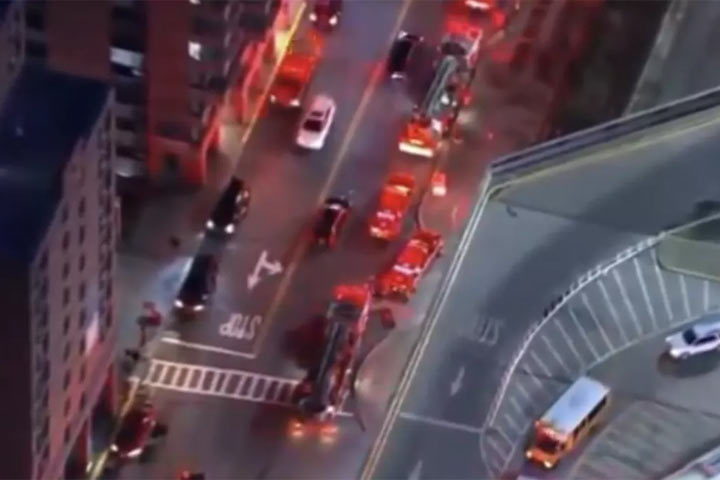 Жители Нью-Йорка сообщили о серии взрывов