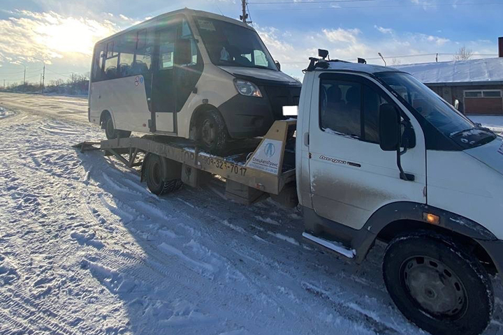 В Абакане автобус с неисправными тормозами возил пассажиров