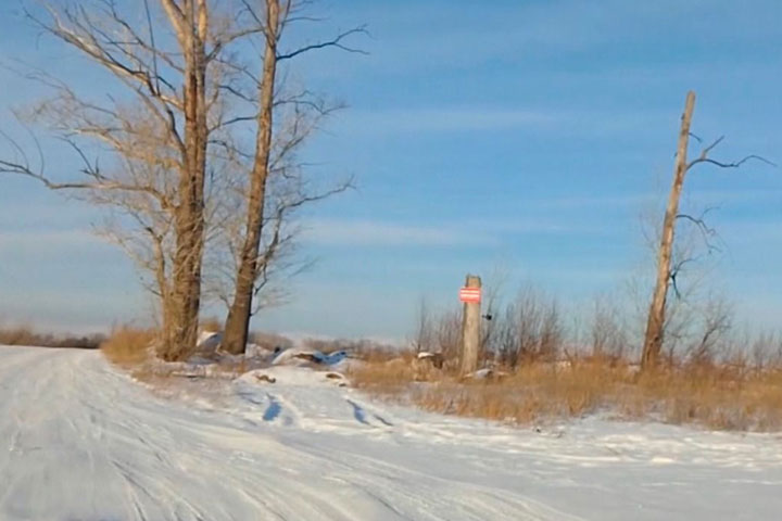 Мусор снегом замело: администрация Усть-Абаканского района дала ответ по свалке в Калинино 