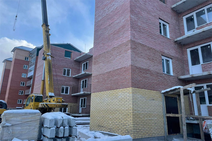 За обман дольщиков в Минусинске осудят директора строительной фирмы