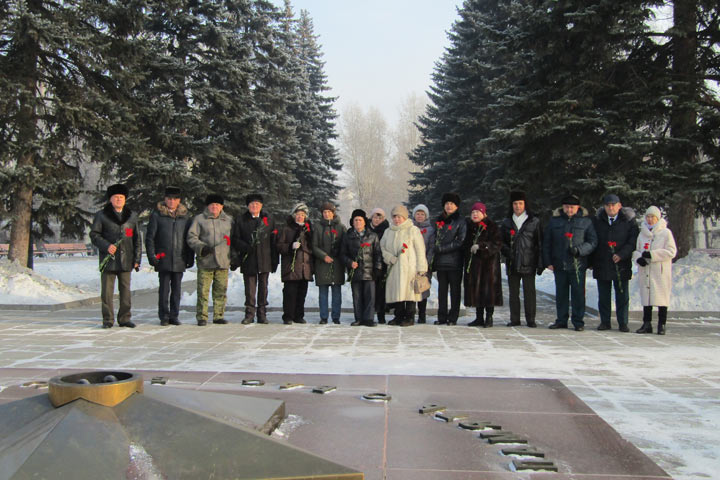 Ветераны побывали на мемориале Воинской славы в Абакане