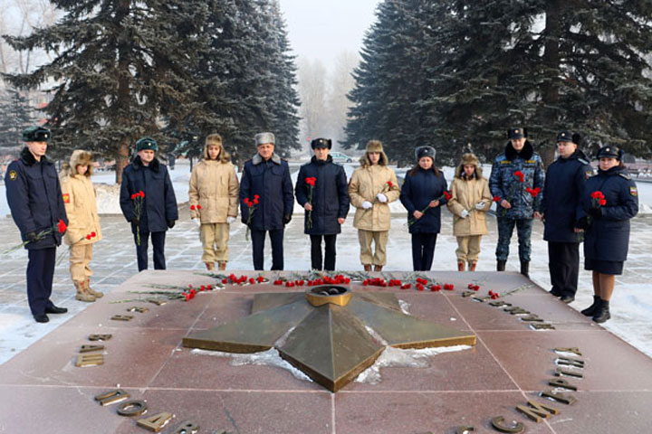 В УФСИН по Хакасии почтили память жертв блокады Ленинграда